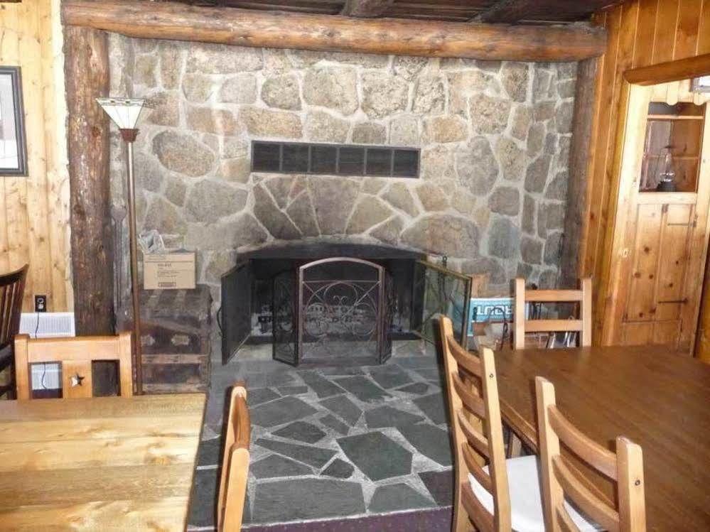 The Twin Lakes Inn Exterior photo